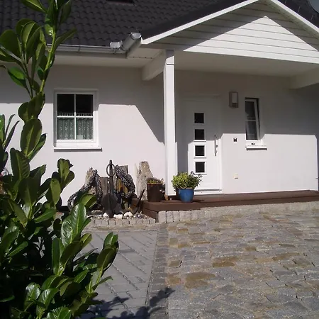 Ferienhaus Kaptein Meyer Zingst Exterior photo